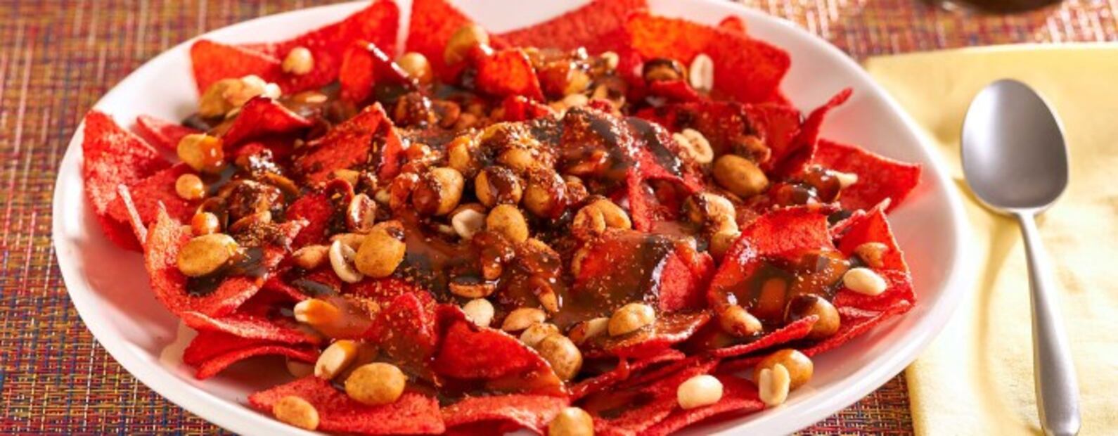 Dos deliciosas recetas para preparar con tus botanas favoritas