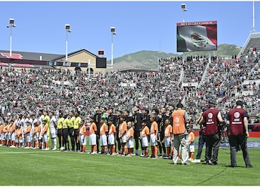 Selección Mexicana sufre de baja venta de boletos para el amistoso vs Turquía ¿Perdieron a la afición?