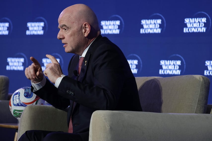 Gianni Infantino echa para atrás el proyecto para privatizar el Mundial / Foto: AFP