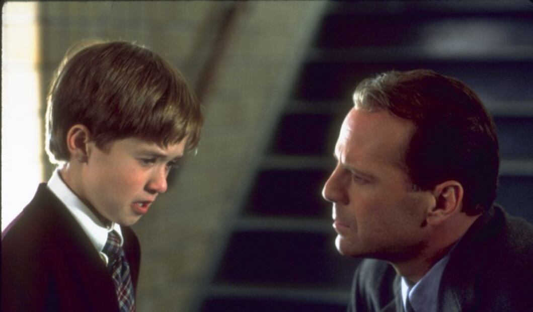 Haley Joel Osment, el niño de “Sexto sentido” homenajea a Bruce Willis