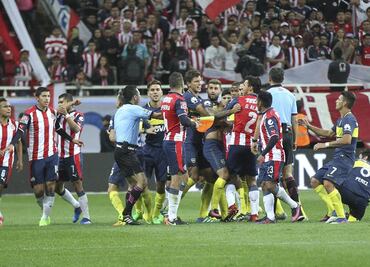 Comentarista argentino se rindió en elogios para las Chivas: 'Son el Boca Juniors de México'