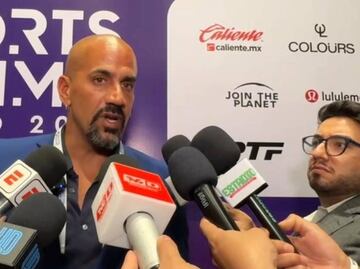 Juan Sebastián Verón tunde al futbolista mexicano, el cual carece de ambición