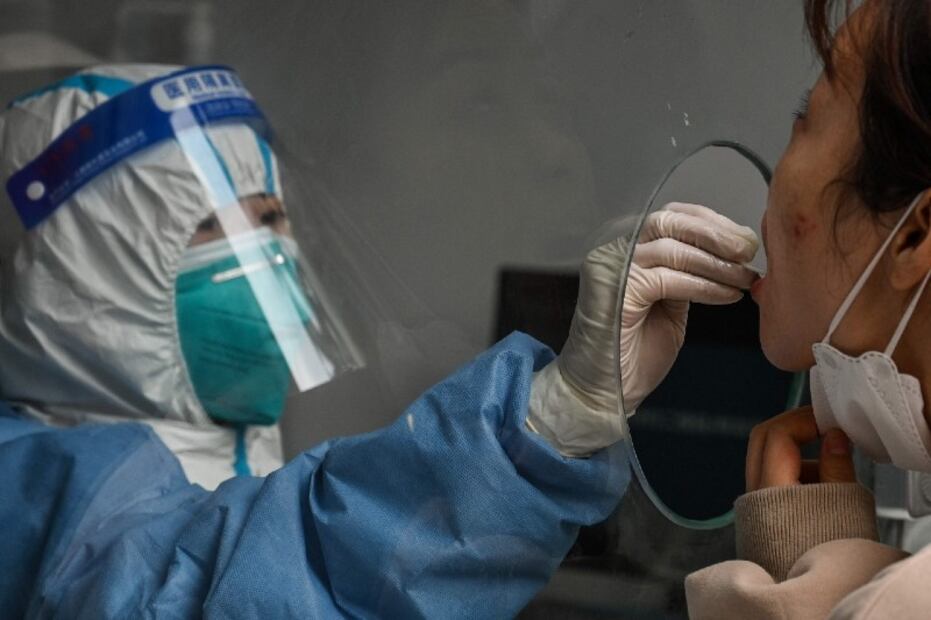 Shanghái permitirá que padres acompañen a sus hijos con Covid-19
