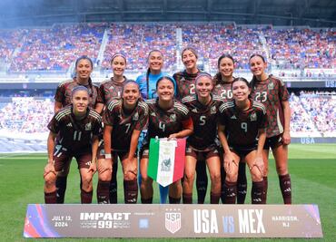 Comentarista de TUDN revienta a jugadora de los Tigres