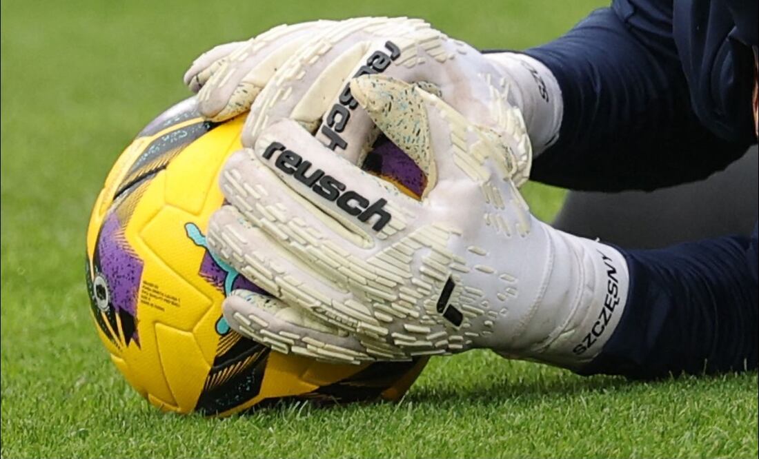 Famoso portero internacional anunció la ruptura con su pareja sentimental. FOTO: AFP