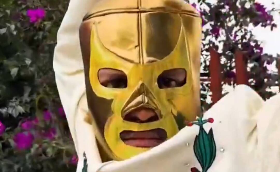 El nombre de luchador de Bruno Mars es El Capitán de Fuego. Foto: Especial.