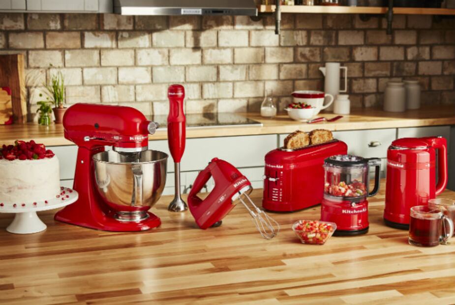 KitchenAid celebra sus primeros 100 años con su “Reina de Corazones”