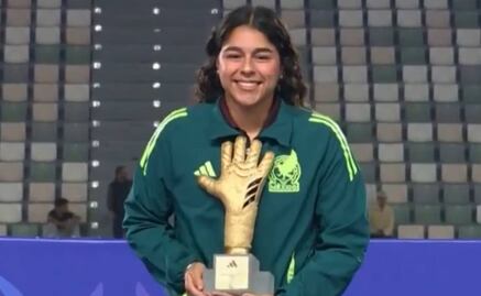 Valentina Murrieta, portera de la Selección Mexicana Sub-17, fue reconocida con el Guante de Oro 