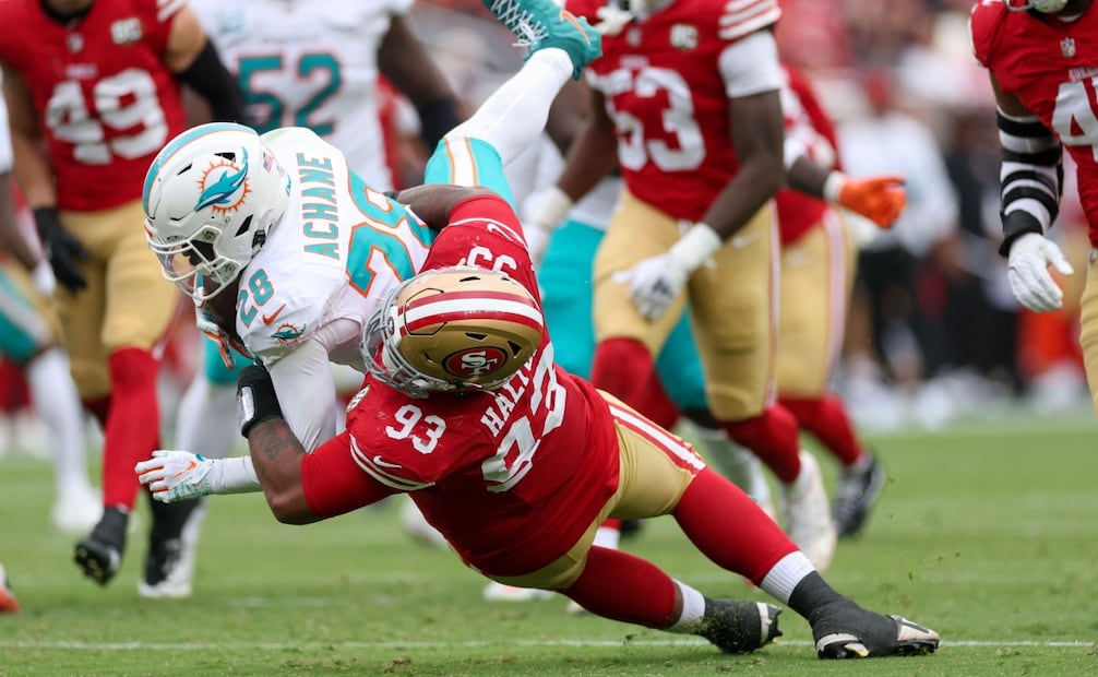 Los 49ers aplastan de los Dolphins en la Semana 2 de la NFL / Foto: AF