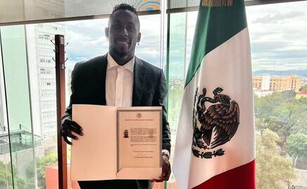 ¡Julián Quiñones ya es mexicano! Por fin recibió su carta de naturalización
