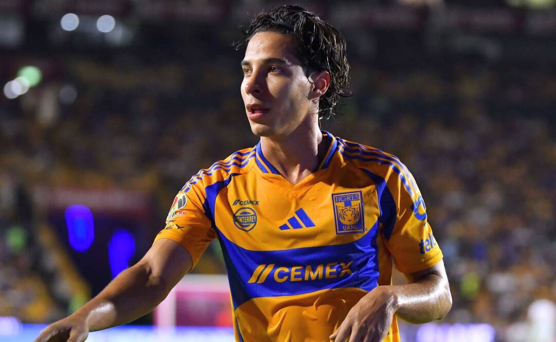 Al parecer la directiva rojiblanca tiene en la mira al mexicano. Foto: Imago7