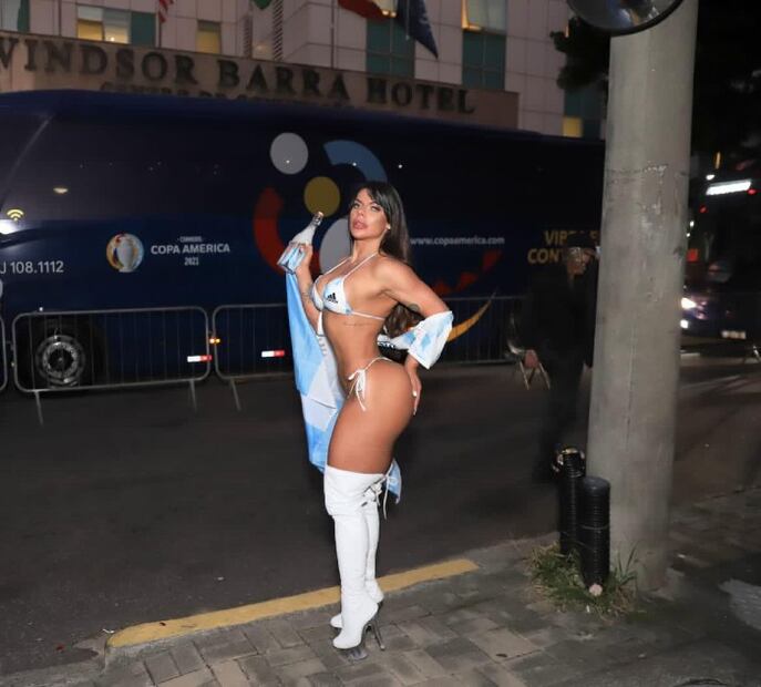 Las sensuales fotos de Suzy Cortez celebrando el triunfo de Messi