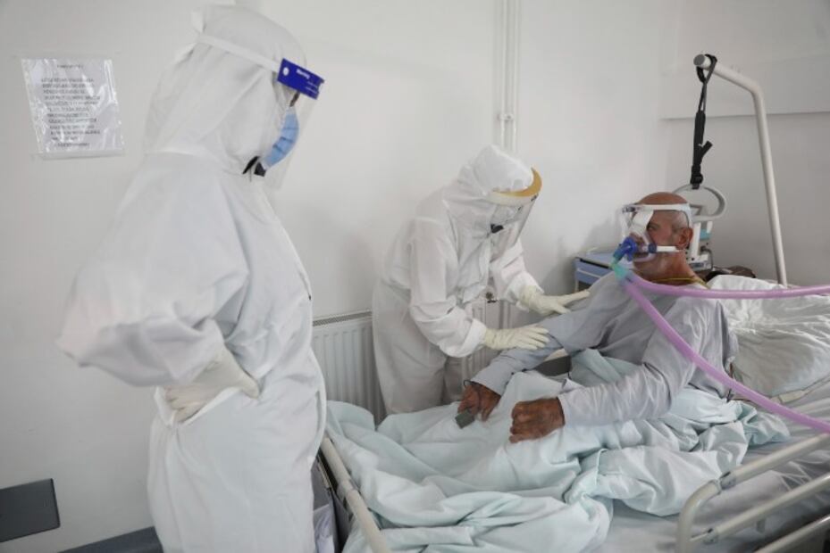 Coronavirus está evolucionando para convertirse en aerotransportado: estudio
