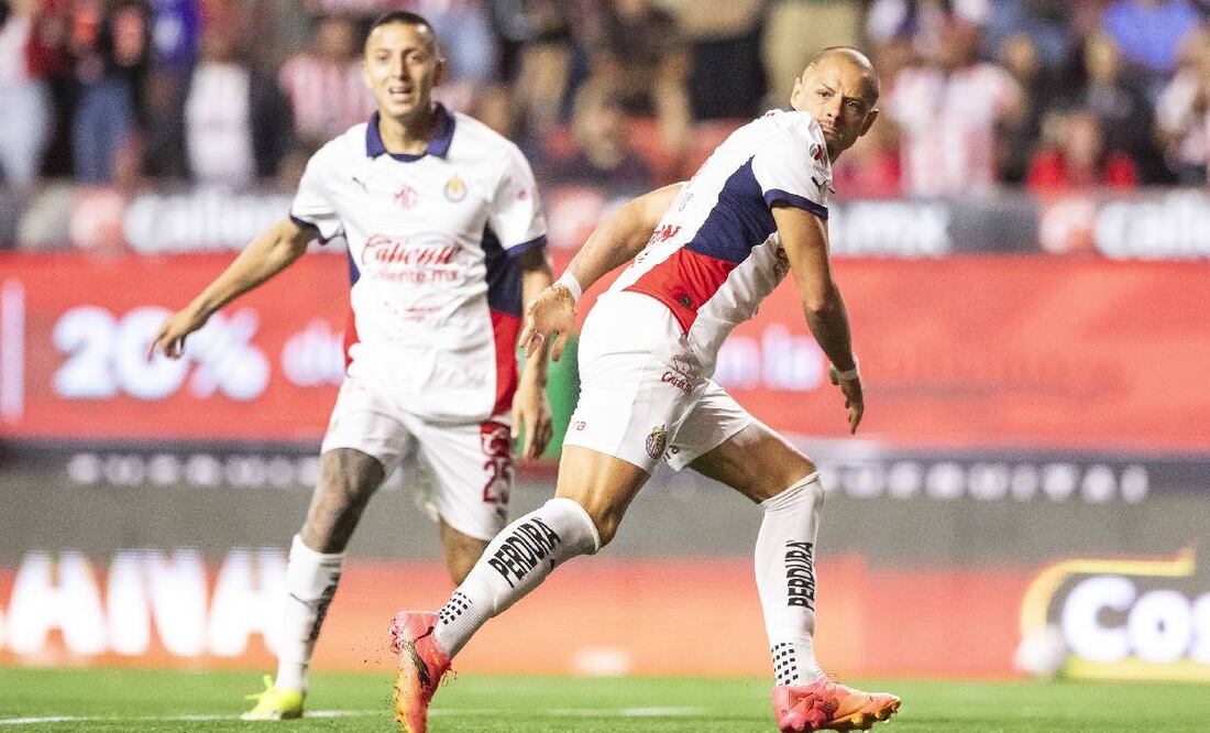 Chicharito Hernández marcó dos goles en el Apertura 2024 ante Xolos, pero fueron anulados por fuera de lugar. Foto: Imago7