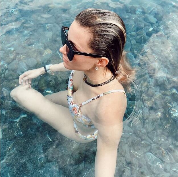 10 looks en bikini de Mariana Rodríguez, la primera dama de Nuevo León