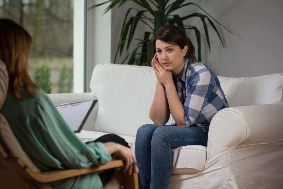 Los efectos secundarios de la vacuna Covid-19 en mujeres son más fuertes