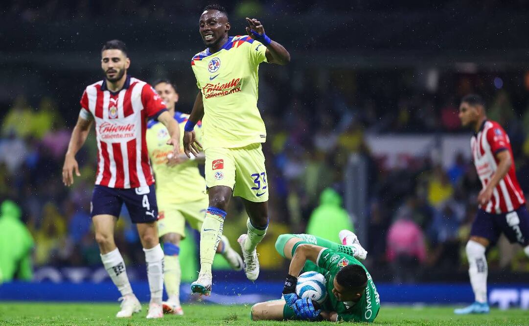 Zague le mandó un recadito a las Chivas luego de su eliminación. Foto: Imago7