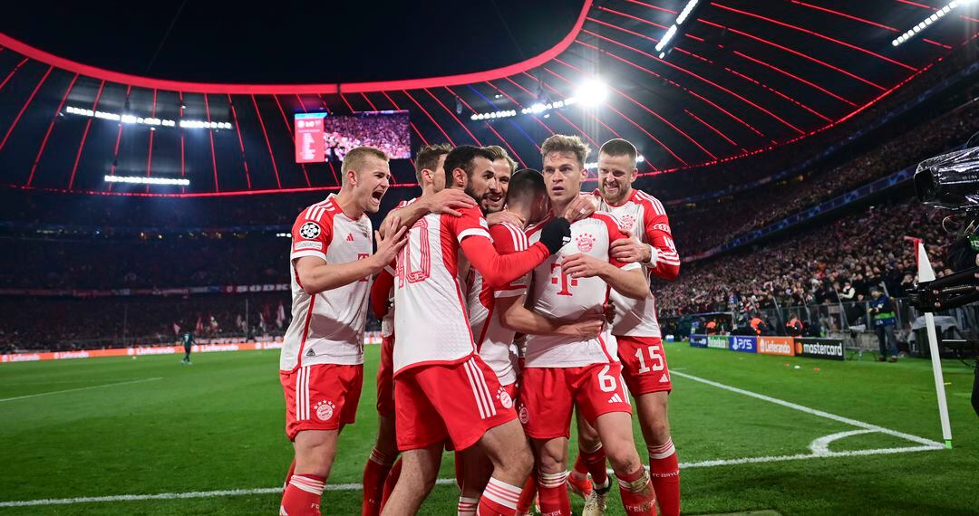 Bayern Múnich en festejo durante los Cuartos de Final de la Champions League - Foto: AP